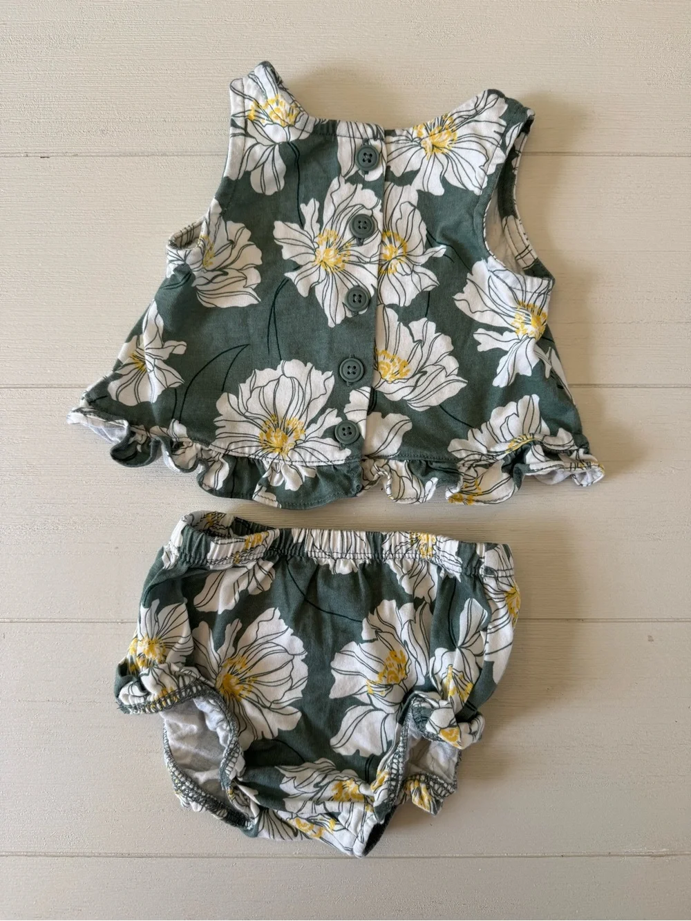 Baby Gap 3–6M Floral Ruffle Tank & Bloomers Set Olive Green